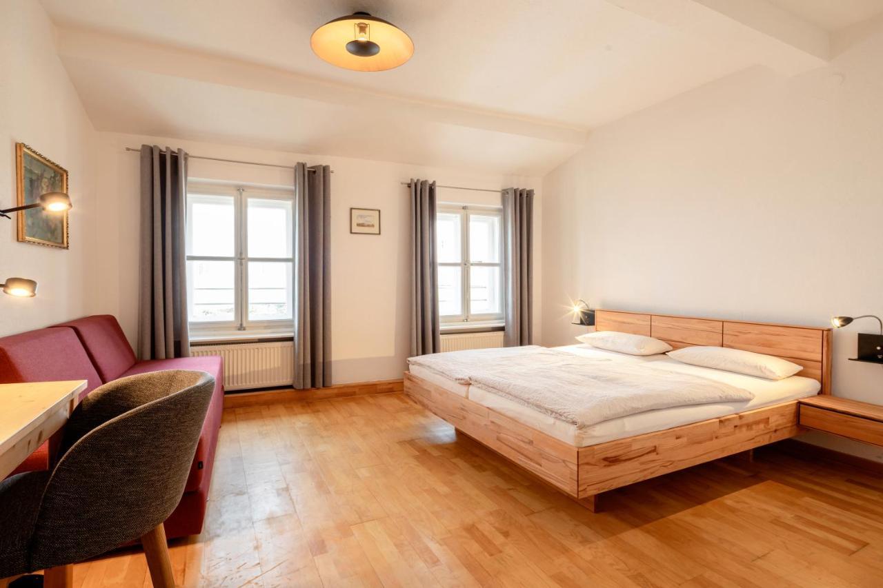 Pension Goldenes Schiff 帕绍 外观 照片